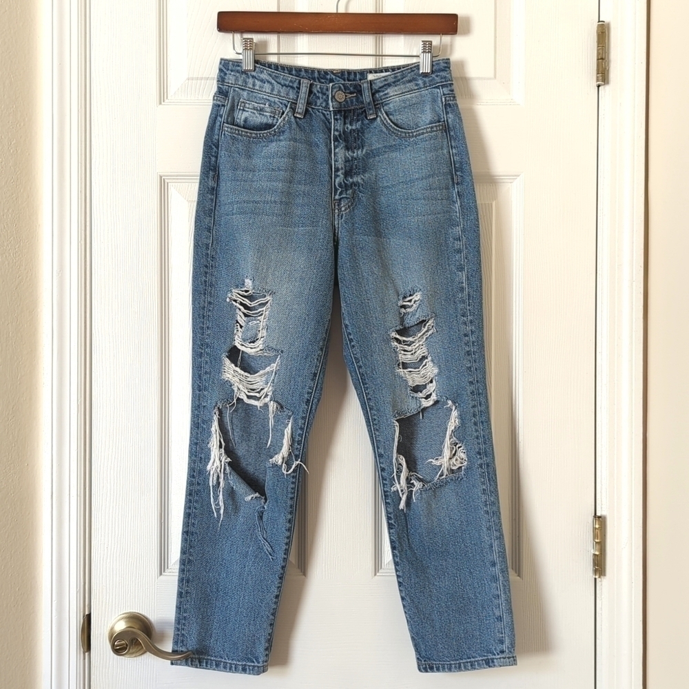 Buckle Bridge by Gly High Rise Distressed Medium Wash Tapered Leg Mom Jeans 26